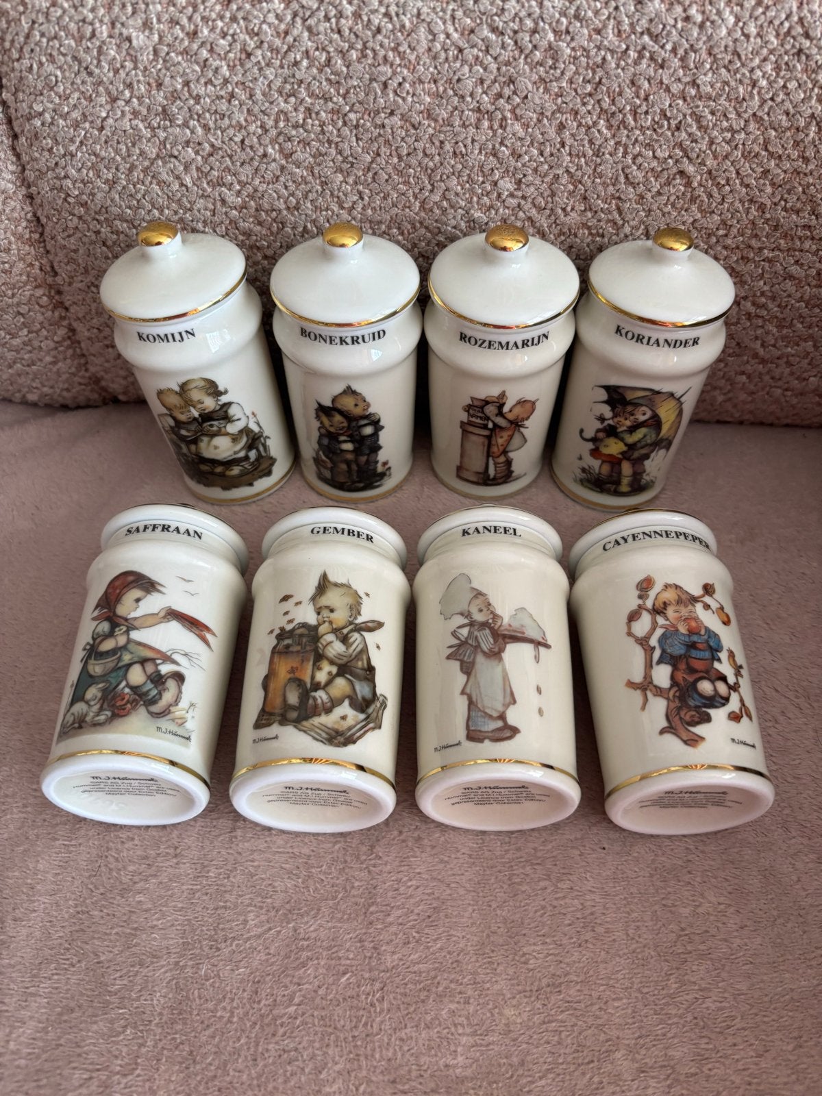 Complete set van 30 Hummel kruidenpotjes met gouden rand, Ophalen of Verzenden