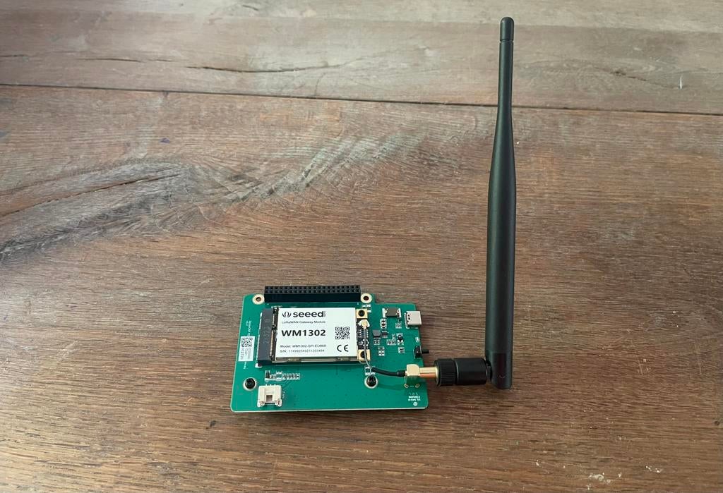 LoRaWAN Gateway Raspberry Pi HAT WM1302 EU868 + antenne, Ophalen of Verzenden, Zo goed als nieuw