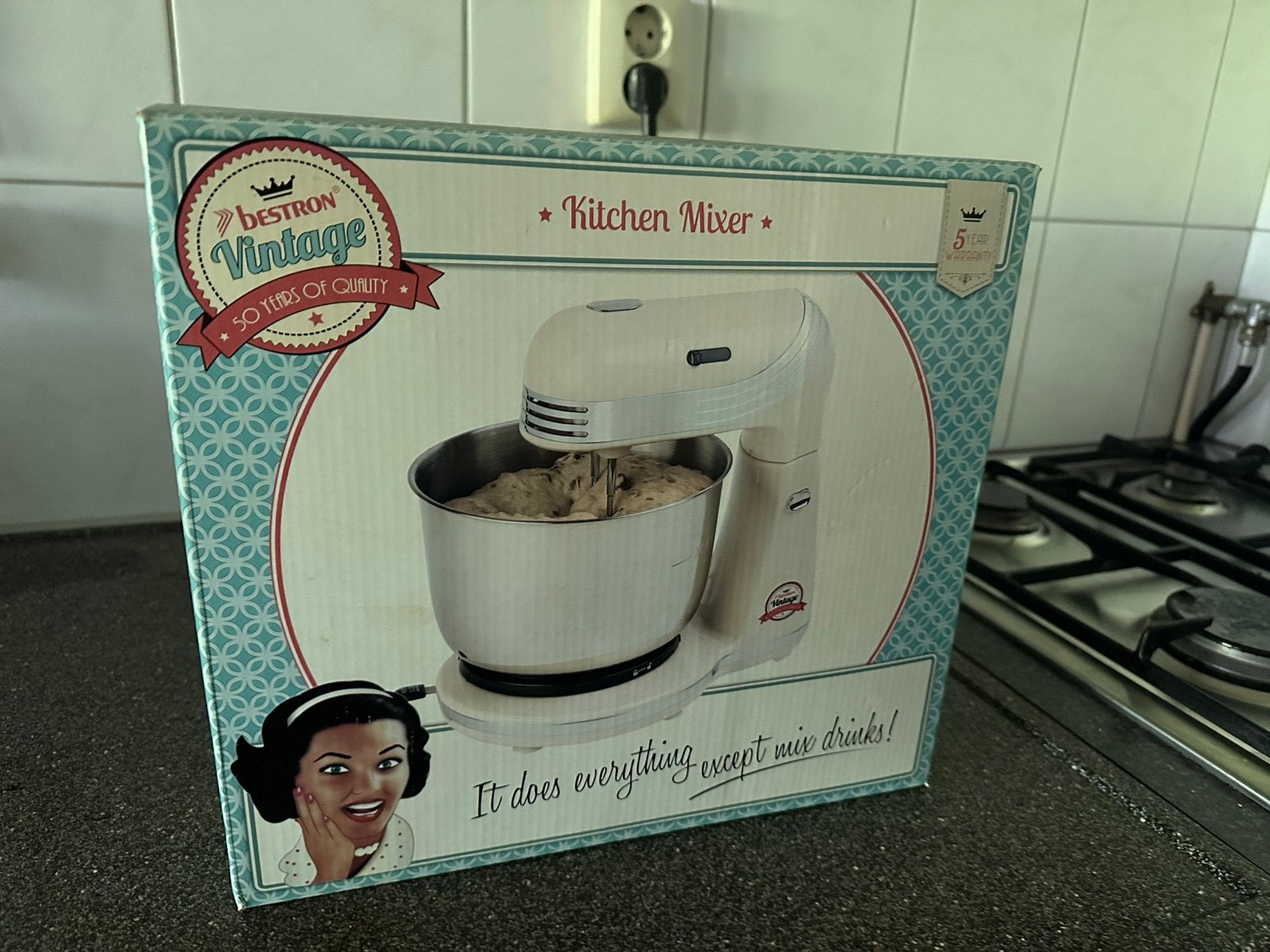 Mixer Bestron Vintage met boekje, 2 tot 3 liter, Ophalen, Zo goed als nieuw, 3 snelheden of meer