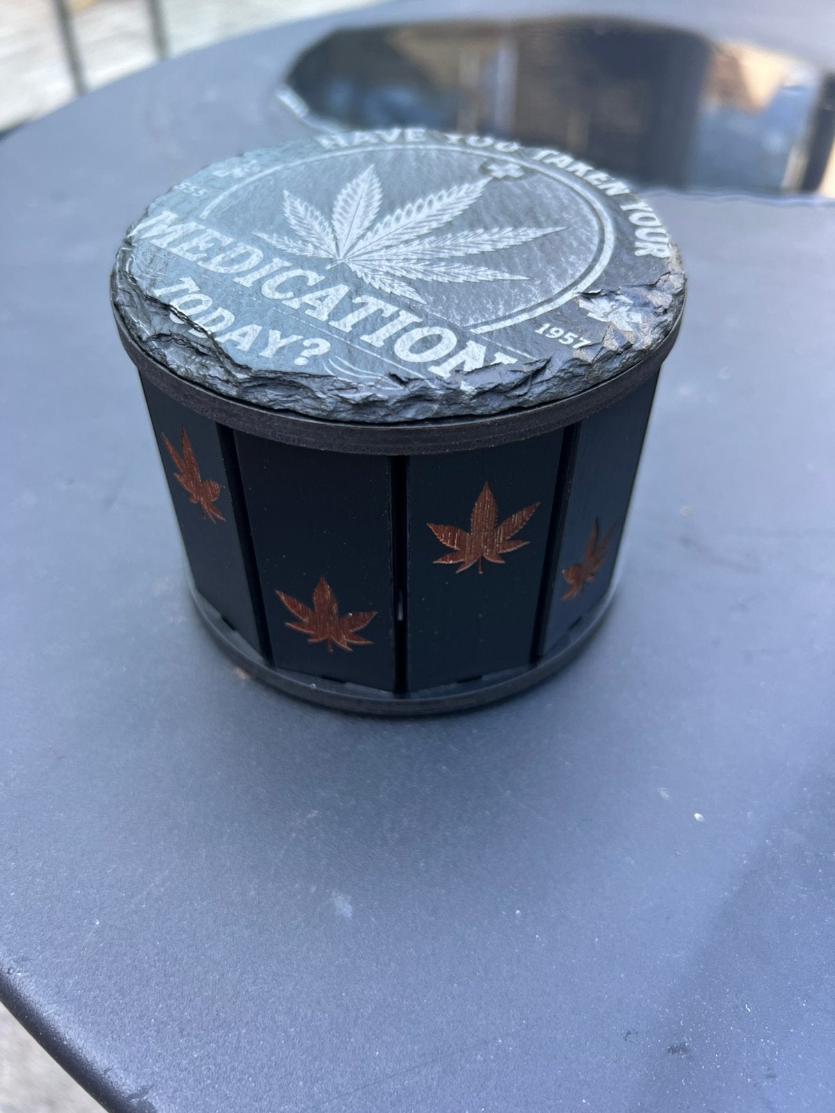 Cannabis weed thee Have You Taken Your Medication Today?, Huis en Inrichting, Zwart, Nieuw, Mediterraans, Ophalen of Verzenden