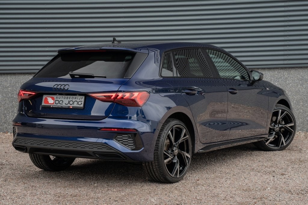 Audi A3 Sportback 40 TFSIe S-Line | RS-Stoelen | Trekhaak |, Auto's, Audi, Automaat, Gebruikt, 4 cilinders, Blauw