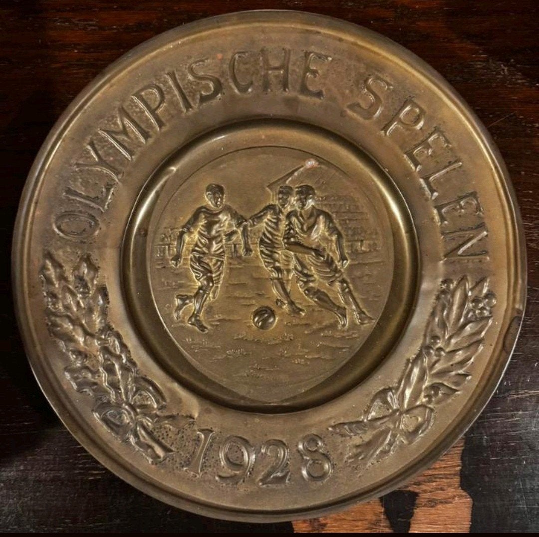Olympische Spelen 1928 Nederland Voetbal Bord ca 35cm, Ophalen of Verzenden, Brons