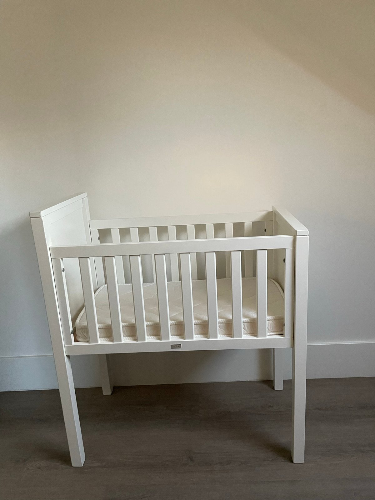 Witte TWF wieg met matras, Kinderen en Baby's, Ophalen, Gebruikt, Wieg