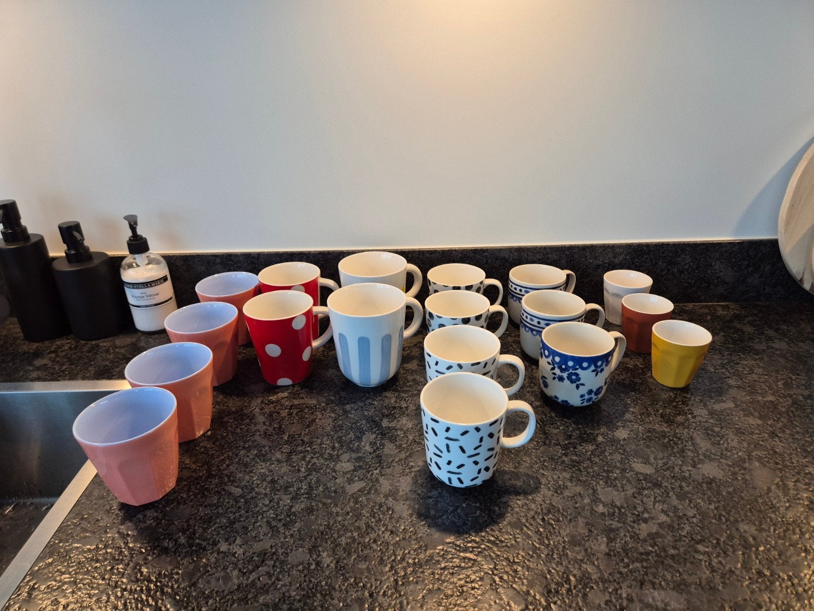HEMA bekers en mokken, Ophalen of Verzenden, Overige stijlen, Kop(pen) en/of Schotel(s)