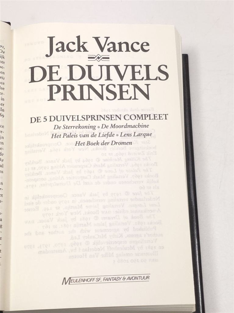 De Duivelsprinsen Compleet — Vance, 5 Delen in 1 Boek, Boeken, Science fiction, Ophalen of Verzenden, Zo goed als nieuw