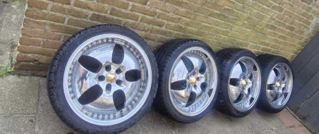 18 inch zeer exclusieve mercedes velgen met goeie zomerbande, Auto-onderdelen, Banden en Velgen, 18 inch, Banden en Velgen, Ophalen of Verzenden