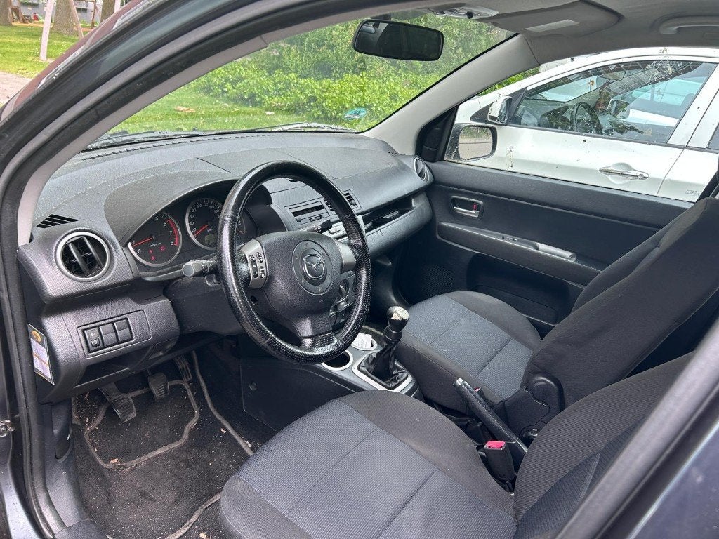 Mazda 2 1.4 16V 2006 Grijs, Auto's, Voorwielaandrijving, 1025 kg, 4 cilinders, Origineel Nederlands