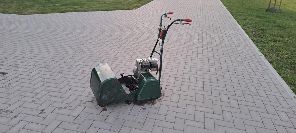 Webb Benzine Kooimesmaaier - Klassieke Grasmaaier, Gebruikt, Webb, Ophalen of Verzenden, Opvangbak