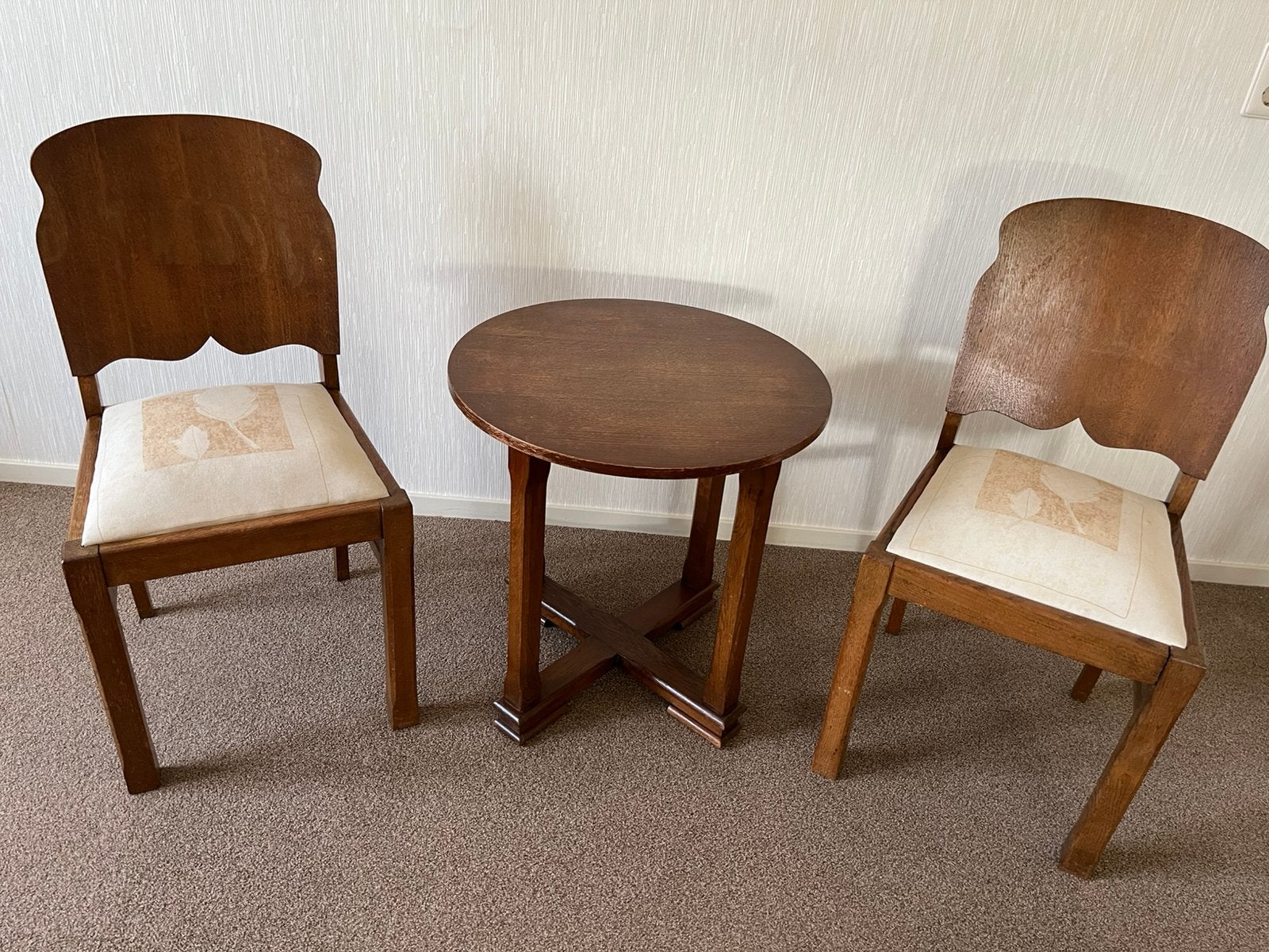Slaapkamerset, 2 stoelen en tafeltje, Ophalen