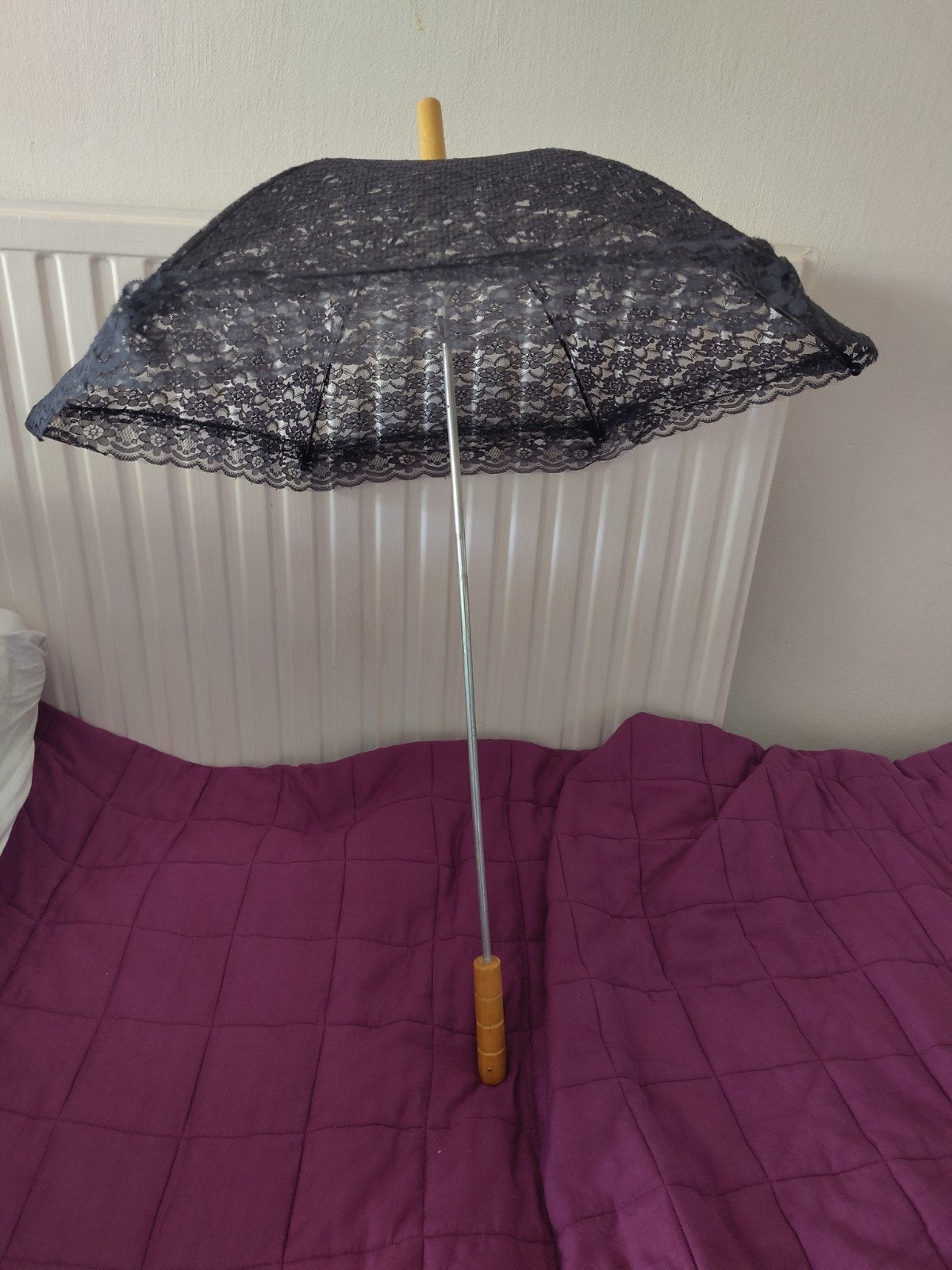 Zwarte Kanten Parasol met Houten Handvat, Sieraden, Tassen en Uiterlijk, Paraplu's, Gebruikt, Zwart, Ophalen