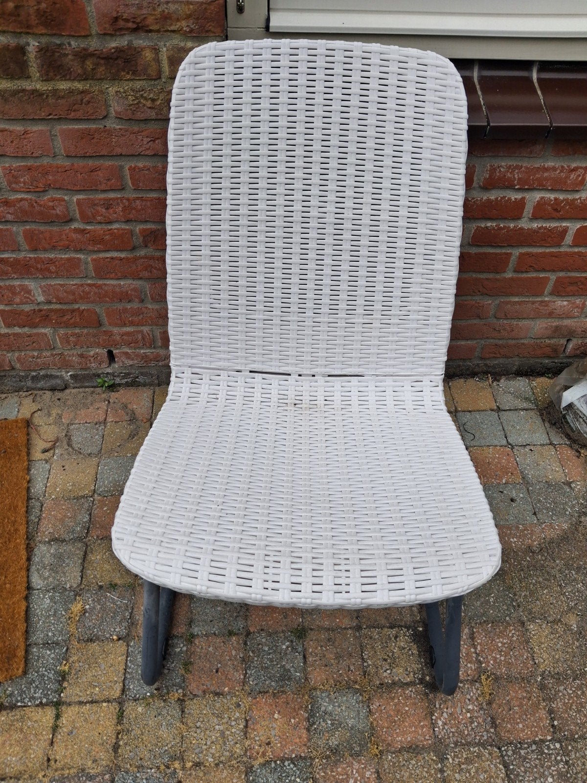 Witte tuinstoelen en tuintafeltje van kunststof vlechtwerk, Gebruikt, Wit, Ophalen of Verzenden, Eén