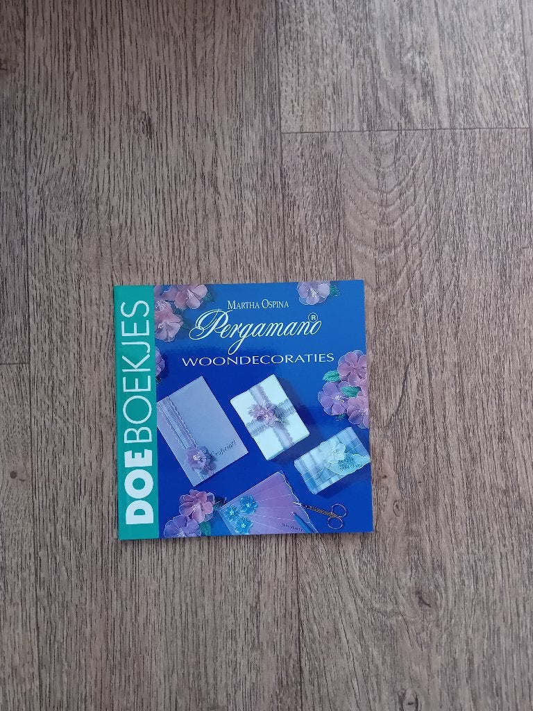 Pergamano woondecoraties, Ophalen of Verzenden, Zo goed als nieuw, Overige materialen, Knutselboek