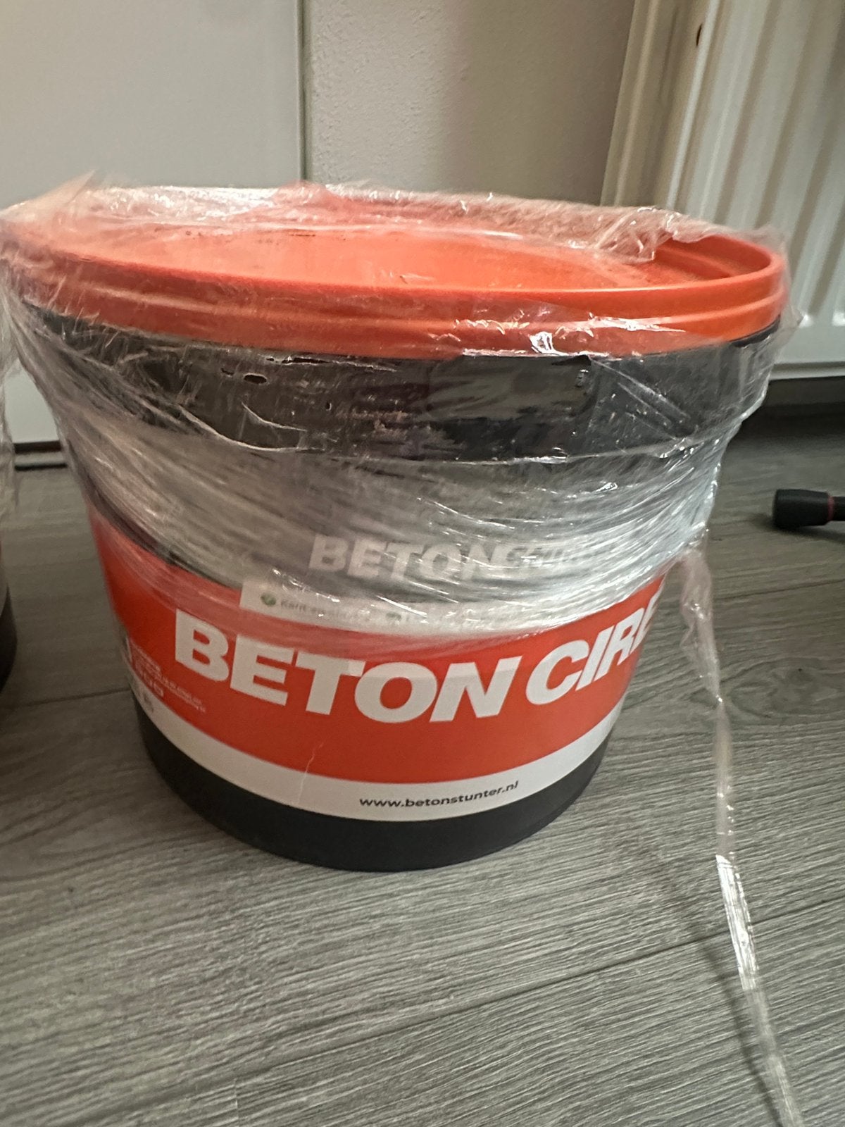 Beton Cire ongeopend Rosewood, Ophalen, Zo goed als nieuw