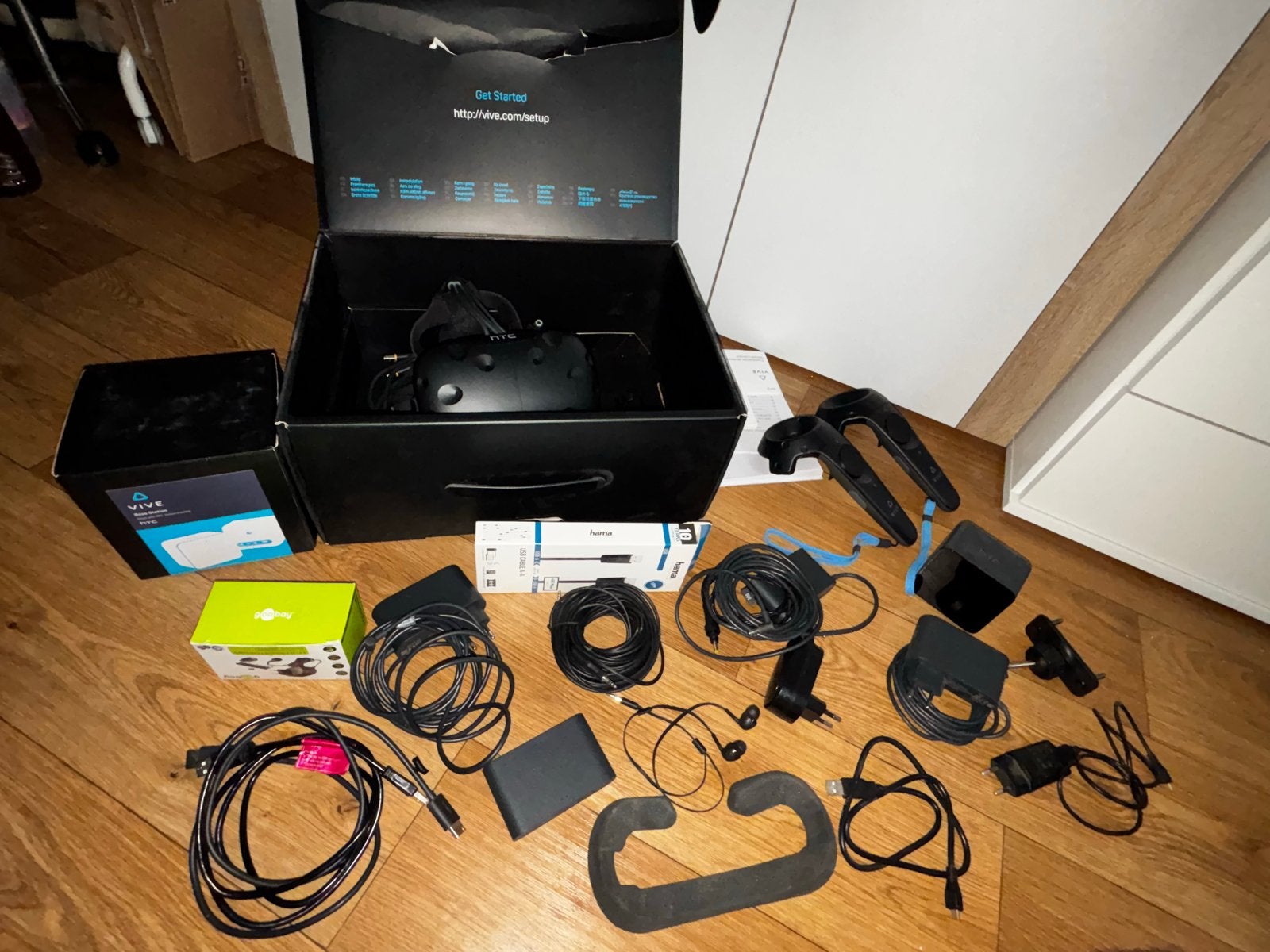 HTC VR Headset - Complete set voor Virtual Reality, Spelcomputers en Games, Virtual Reality, Gebruikt, Pc, VR-bril, Ophalen
