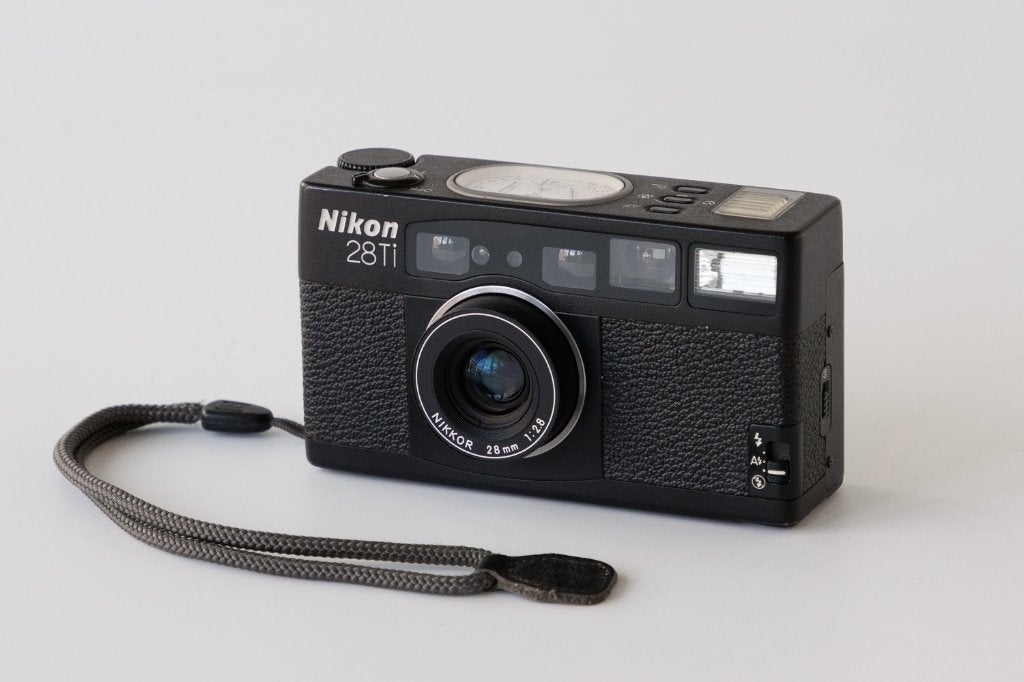 Nikon 28Ti – Iconische analoge compactcamera, Ophalen of Verzenden, Gebruikt, Compact, Nikon