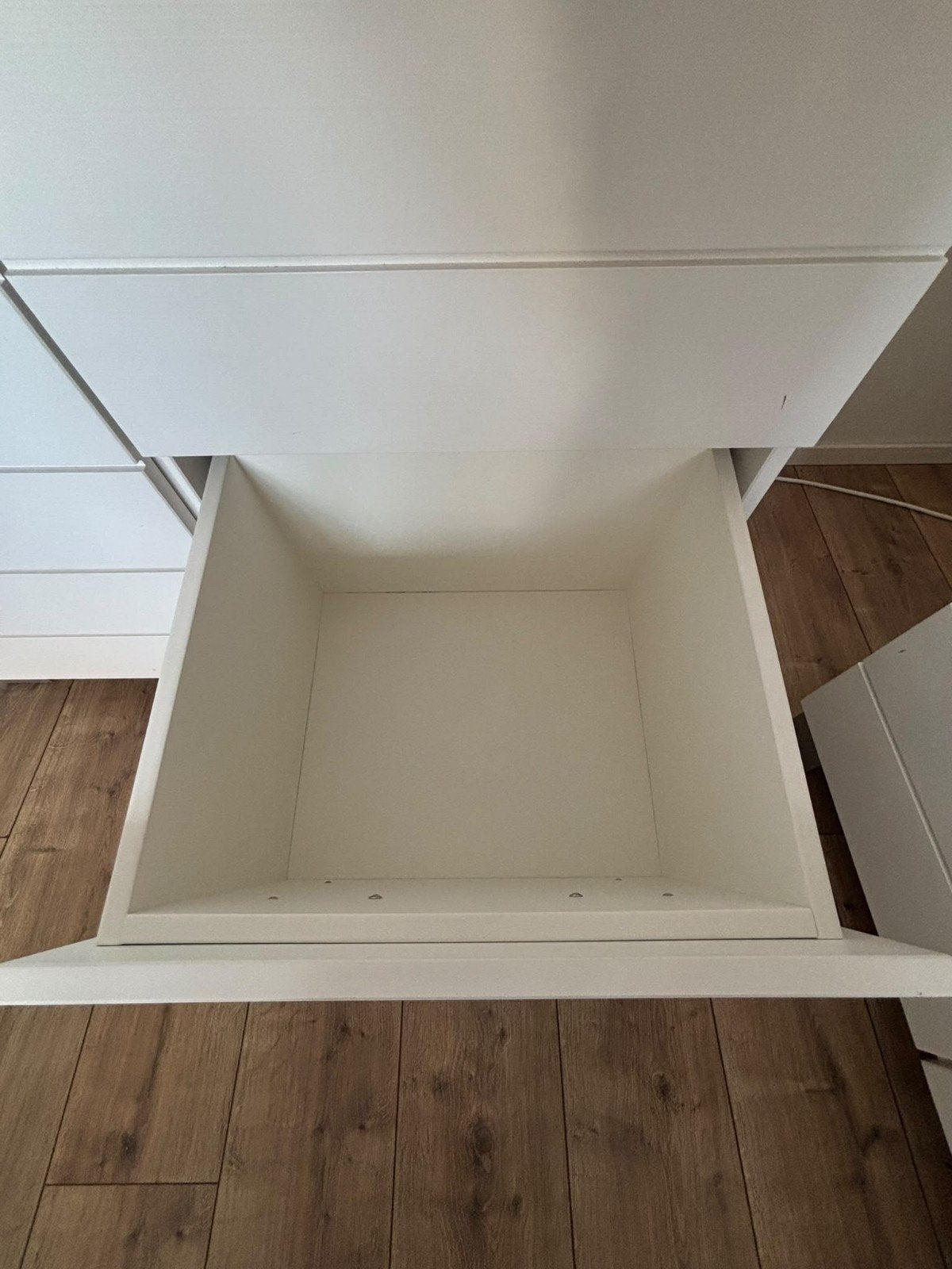Foto 13 van Dressoir/Commode en Kledingkast - Wit