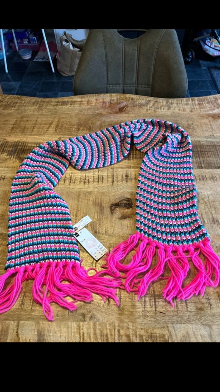 Roze sjaal, Ophalen of Verzenden, Zo goed als nieuw, Maat 46/48 (XL) of groter, Sjaal