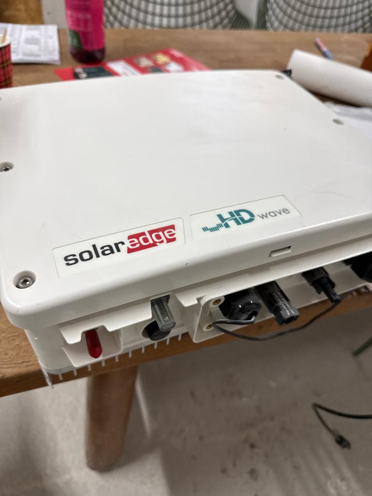 SolarEdge SE3000H HD Wave omvormer, Ophalen of Verzenden, Gebruikt, Overige typen