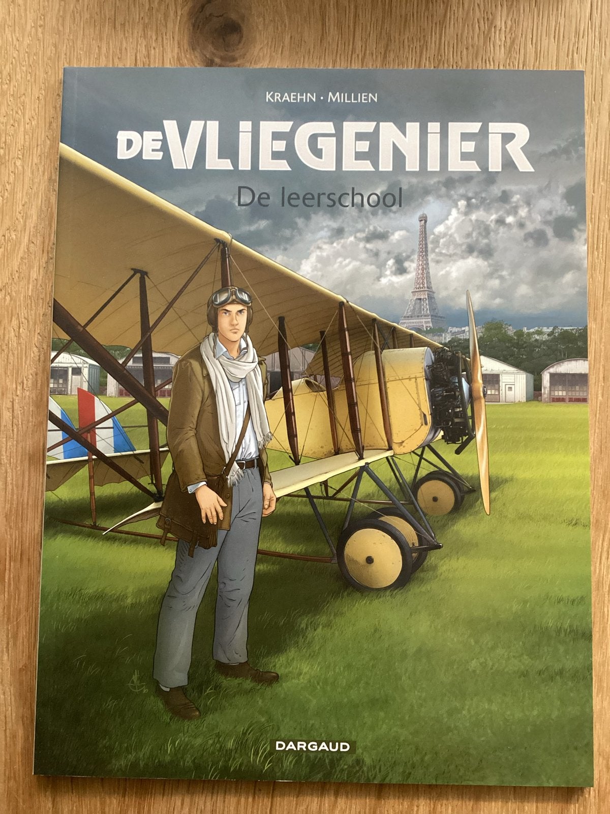 De Vliegenier - De Leerschool & Het Vertrek (los te koop), Meerdere stripboeken, Ophalen of Verzenden, Zo goed als nieuw