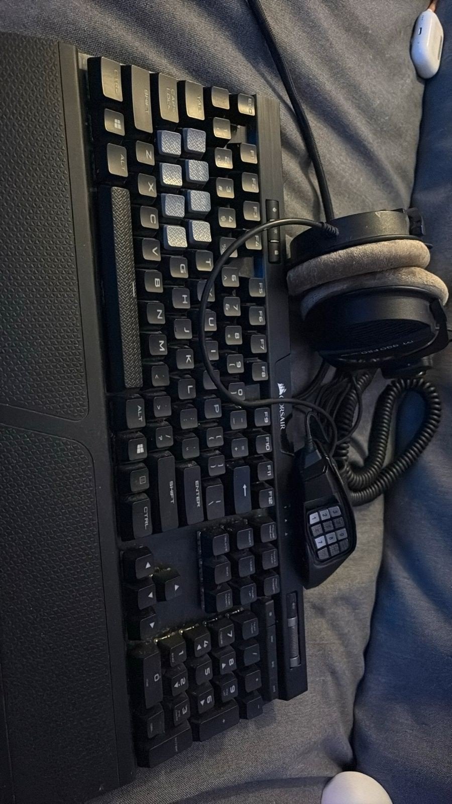 250 ohm beyerdynamic dt990 pro / k70 rgb corsair toetsenbord, Ophalen of Verzenden, Zo goed als nieuw, Overige merken