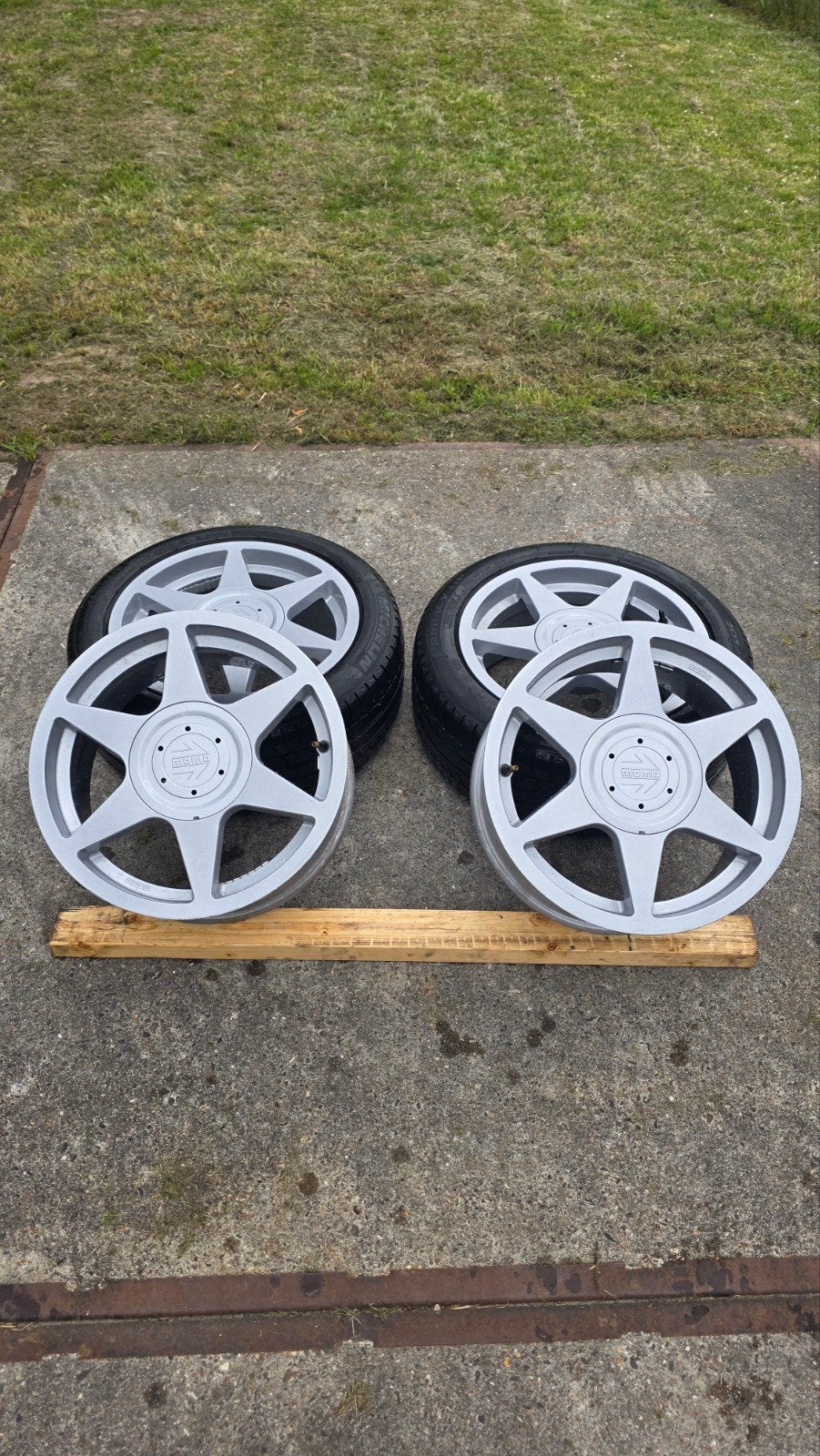 4 Momo 16 inch 6-spaaks velgen, Ophalen, Nieuw