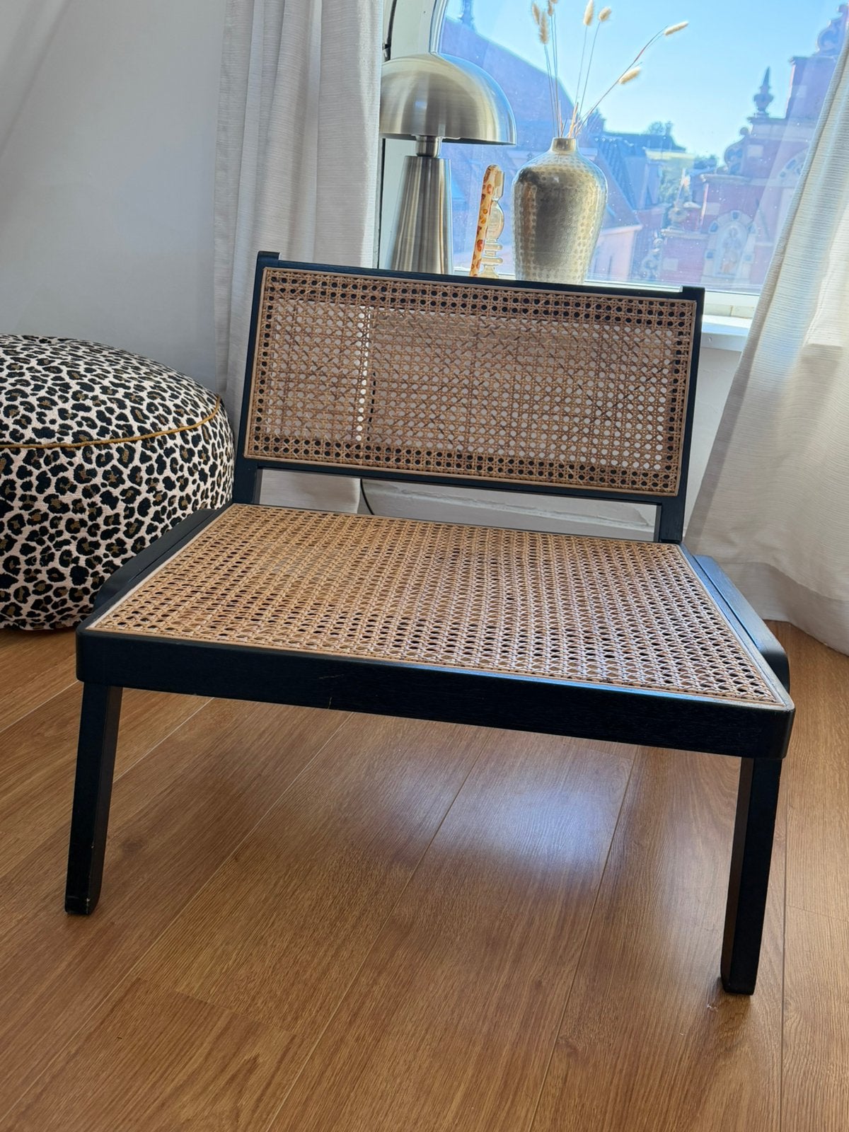 H&M rotan loungestoel zwart, Huis en Inrichting, Ophalen, Zo goed als nieuw