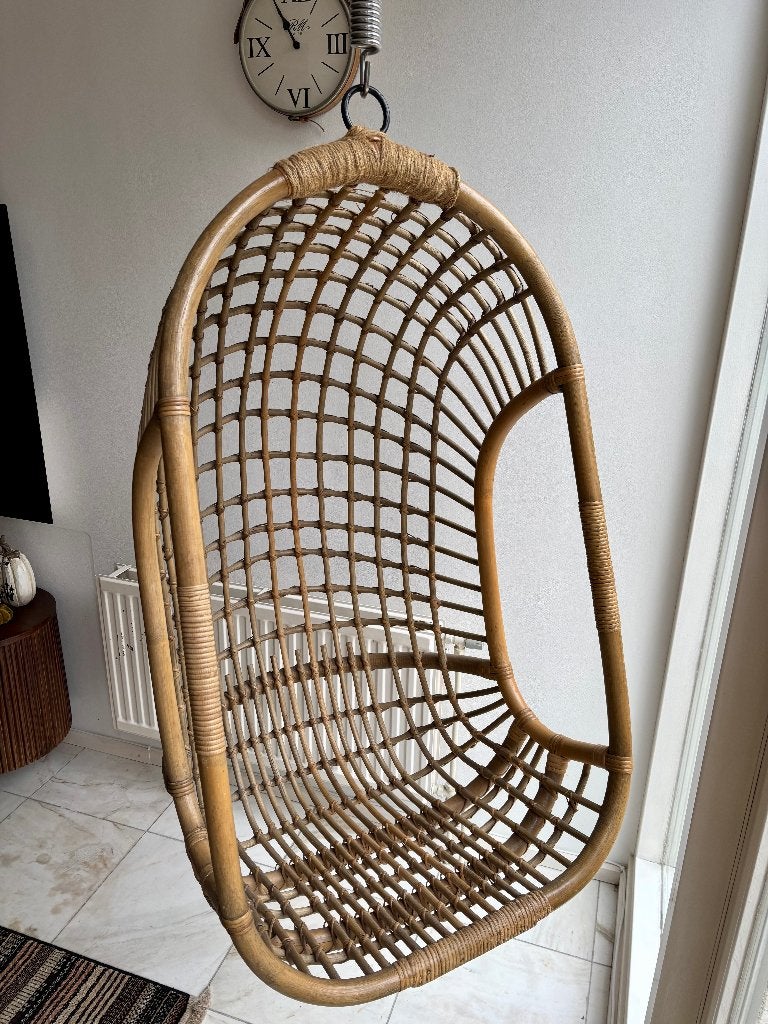 Rotan hangstoel met frame incl. veer en plafondbevestiging, Ophalen, Gebruikt, Bruin, Metaal