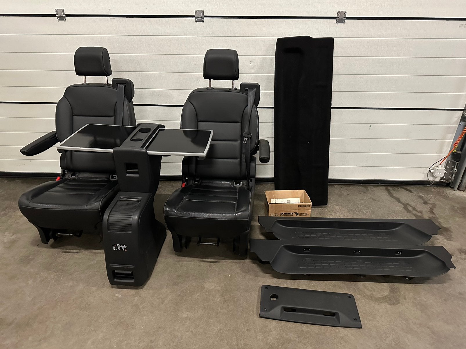 Toyota Proace / Peugeot Expert / Jumpy VIP Stoelen 2e Rij, Ophalen, Zo goed als nieuw