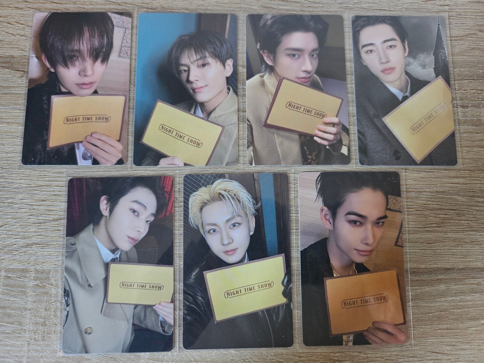 K-pop fotokaart set: Ot7 Enhypen - Desire Unleash Weverse, Verzenden, Zo goed als nieuw, Foto of Kaart
