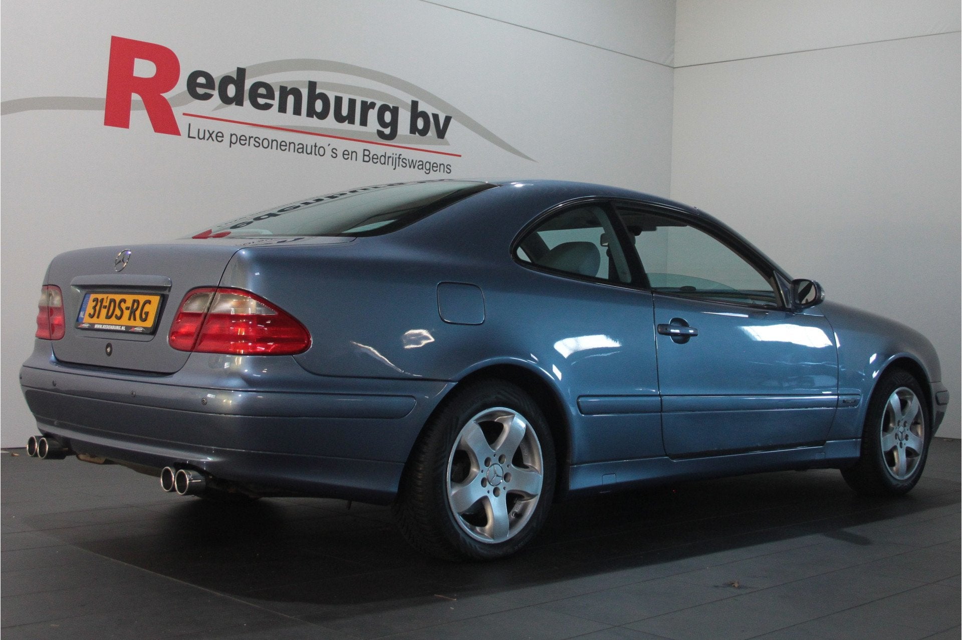 Mercedes-Benz CLK-Klasse Coupé 200 Avantgarde (bj 1999), Auto's, 1998 cc, Bedrijf, Handgeschakeld, Coupé