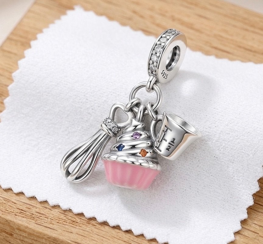 925 Zilveren Bakkerij Bedel: Taart, Muffin, Garde, Sieraden, Tassen en Uiterlijk, Bedels, Overige merken, Verzenden, Nieuw, 1 bedel