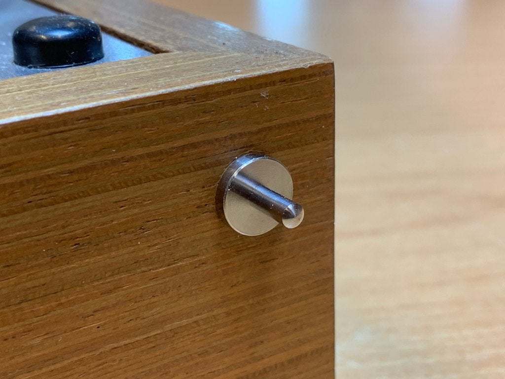 Nieuwe scharnierpennen Thorens TD160, TD145, TD165, TD166, Info@intovinyl.com, Thorens, Nieuw, Ophalen of Verzenden