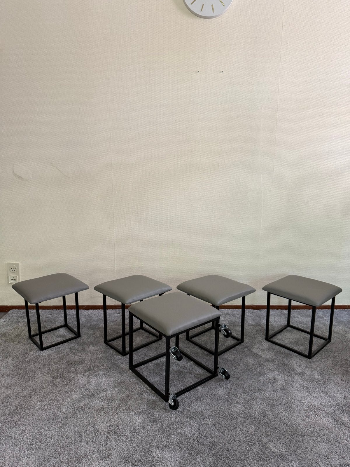 5-in-1 Kubus Poef/Krukjes Set - Grijs Leer, Ophalen, Nieuw, Leer, Grijs