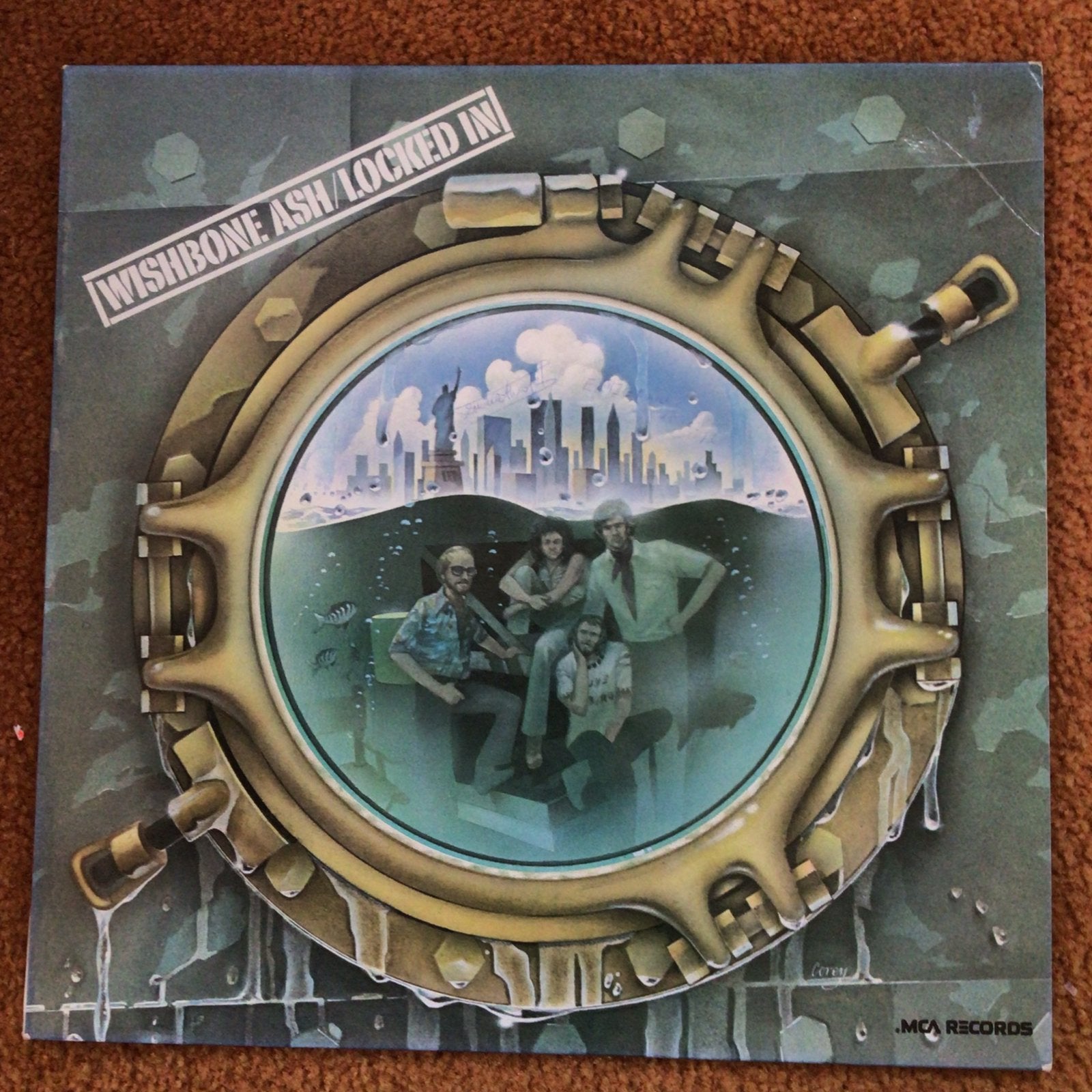 Lp - Wishbone Ash - locked in, Ophalen of Verzenden, Zo goed als nieuw, LP