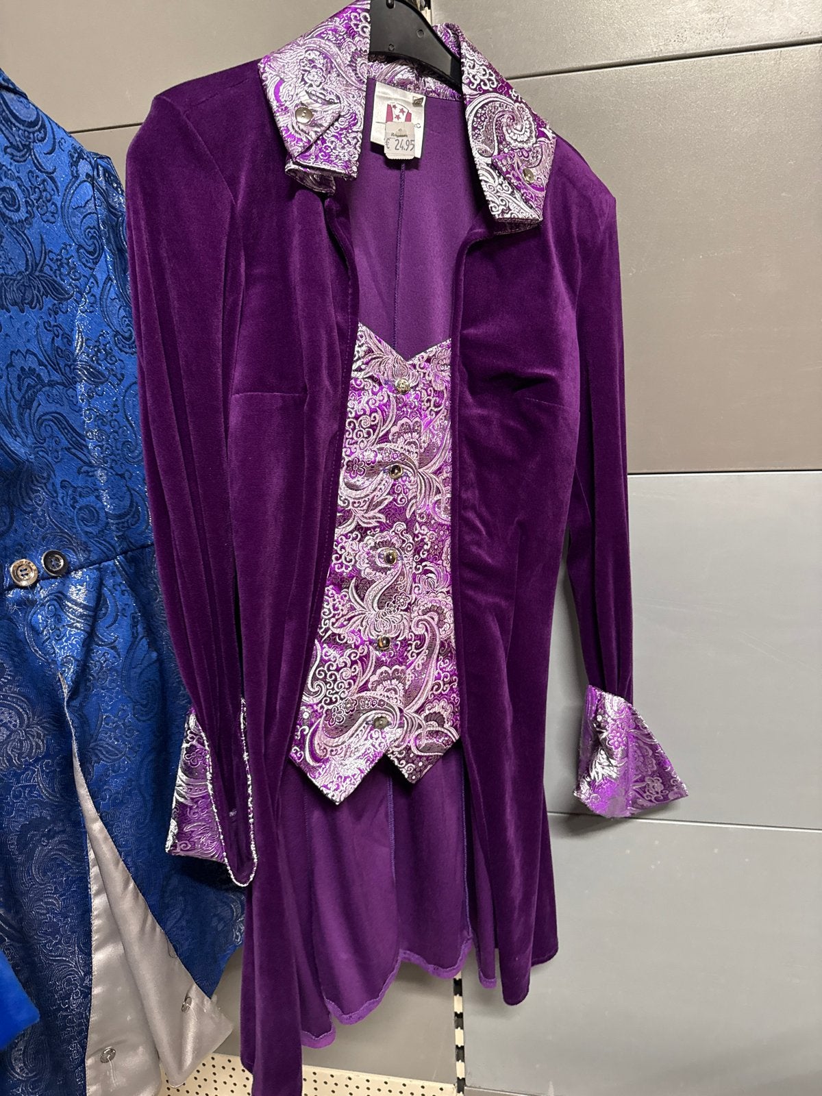 Paars fluwelen kostuumjas - Carnaval/Themafeest, Carnaval, Nieuw, Ophalen of Verzenden, Kleding