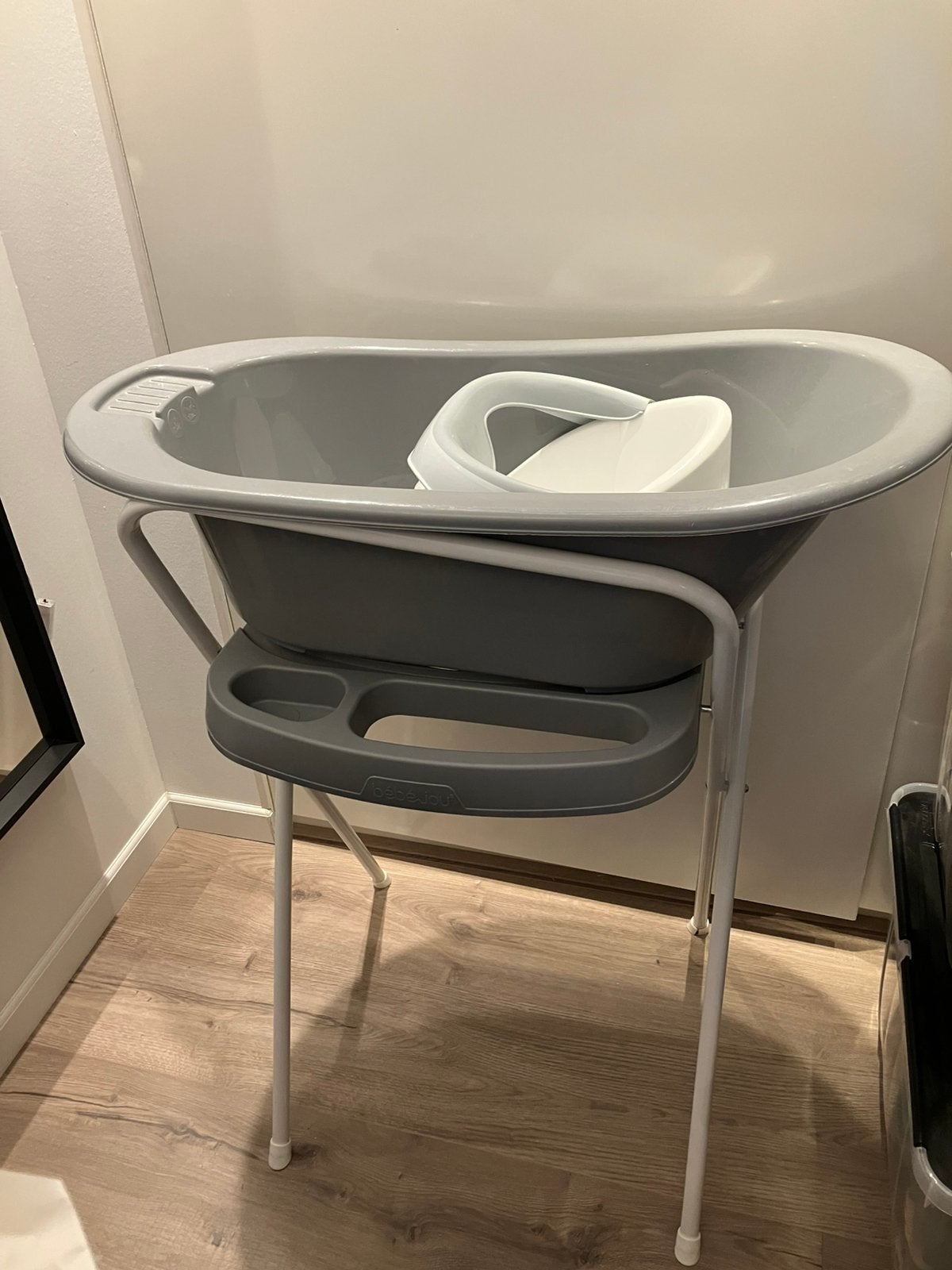 Bebe jou badje met standaard, Ophalen, Gebruikt, Badje, Bébé-jou