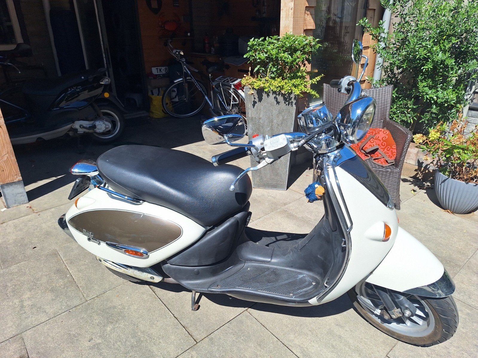 Aprilia Mojito Custom Scooter, Ophalen, Benzine