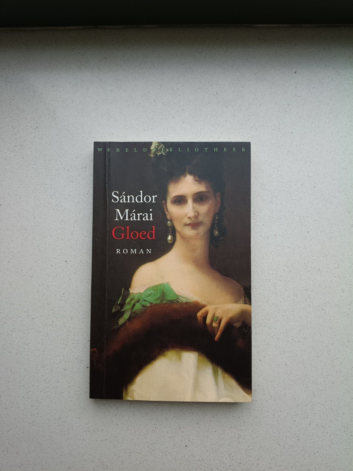 Gloed - Sándor Márai, Ophalen of Verzenden, Gelezen