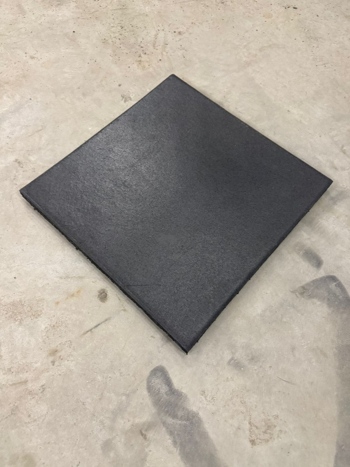 80 m2 vol rubberen brandwerende tegels matten 50 x 50 x 3cm