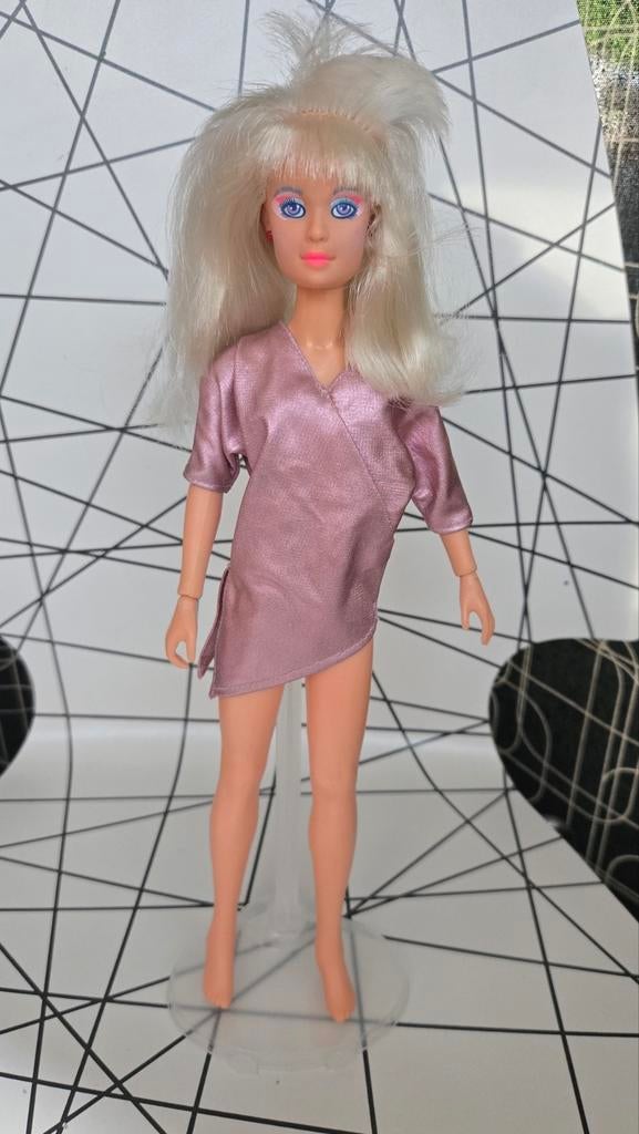 Vintage Jaren 80 Hasbro Jem and the Holograms Jerrica, Verzamelen, Verzenden, Gebruikt, Pop