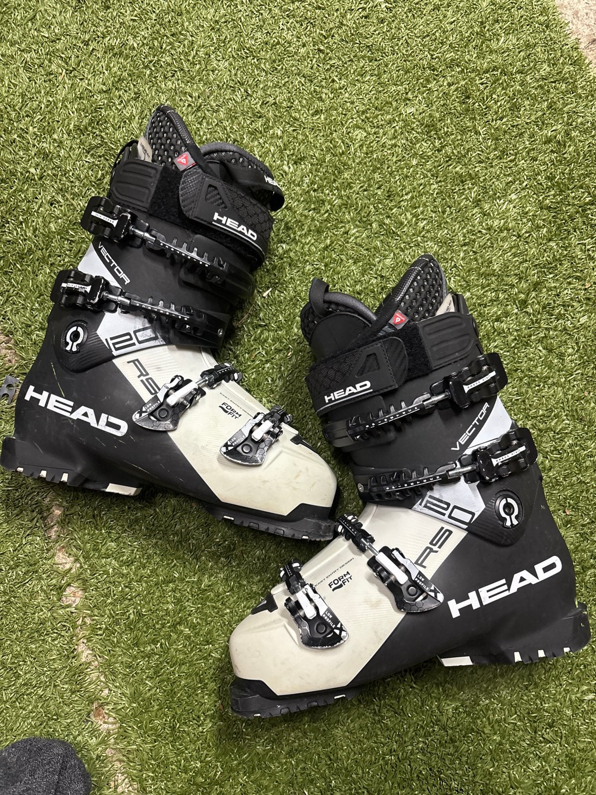 Head skischoenen mt 43, 160 tot 180 cm, Schoenen, Ophalen of Verzenden, Zo goed als nieuw