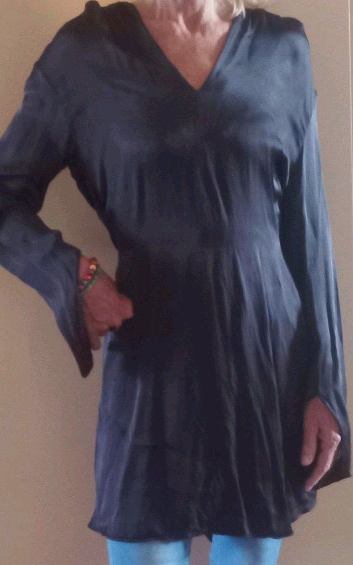 ST.Studio (Olcay Gulsen) zwarte satijnen top – Maat 38, Kleding | Dames, Maat 38/40 (M), Zwart, Ophalen of Verzenden, Zo goed als nieuw