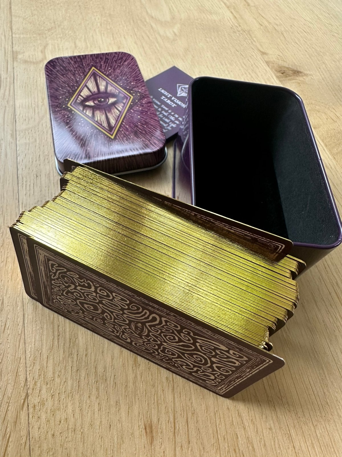 Little Light Visions Tarot nieuw!, Boeken, Esoterie en Spiritualiteit, Ophalen of Verzenden, Zo goed als nieuw, Tarot of Kaarten leggen