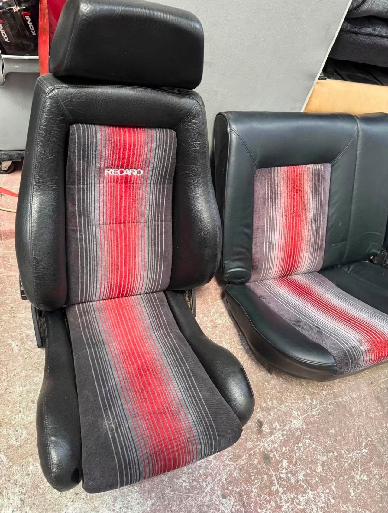 Gezocht: interieur golf 2 recaro etc, Auto-onderdelen, Ophalen of Verzenden, Nieuw