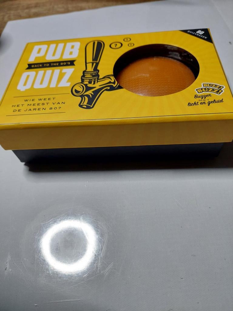 Pub quiz met buzzer, Hobby en Vrije tijd, Gezelschapsspellen | Bordspellen, Ophalen of Verzenden