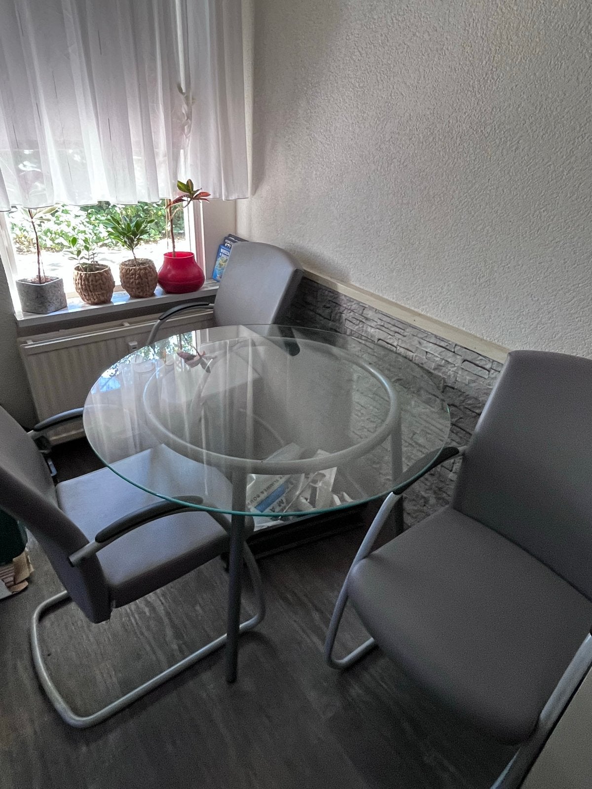 Glazen Eettafel met 3 stoelen, Huis en Inrichting, Tafels | Eettafels, Ophalen, Gebruikt, 100 tot 150 cm, Rond