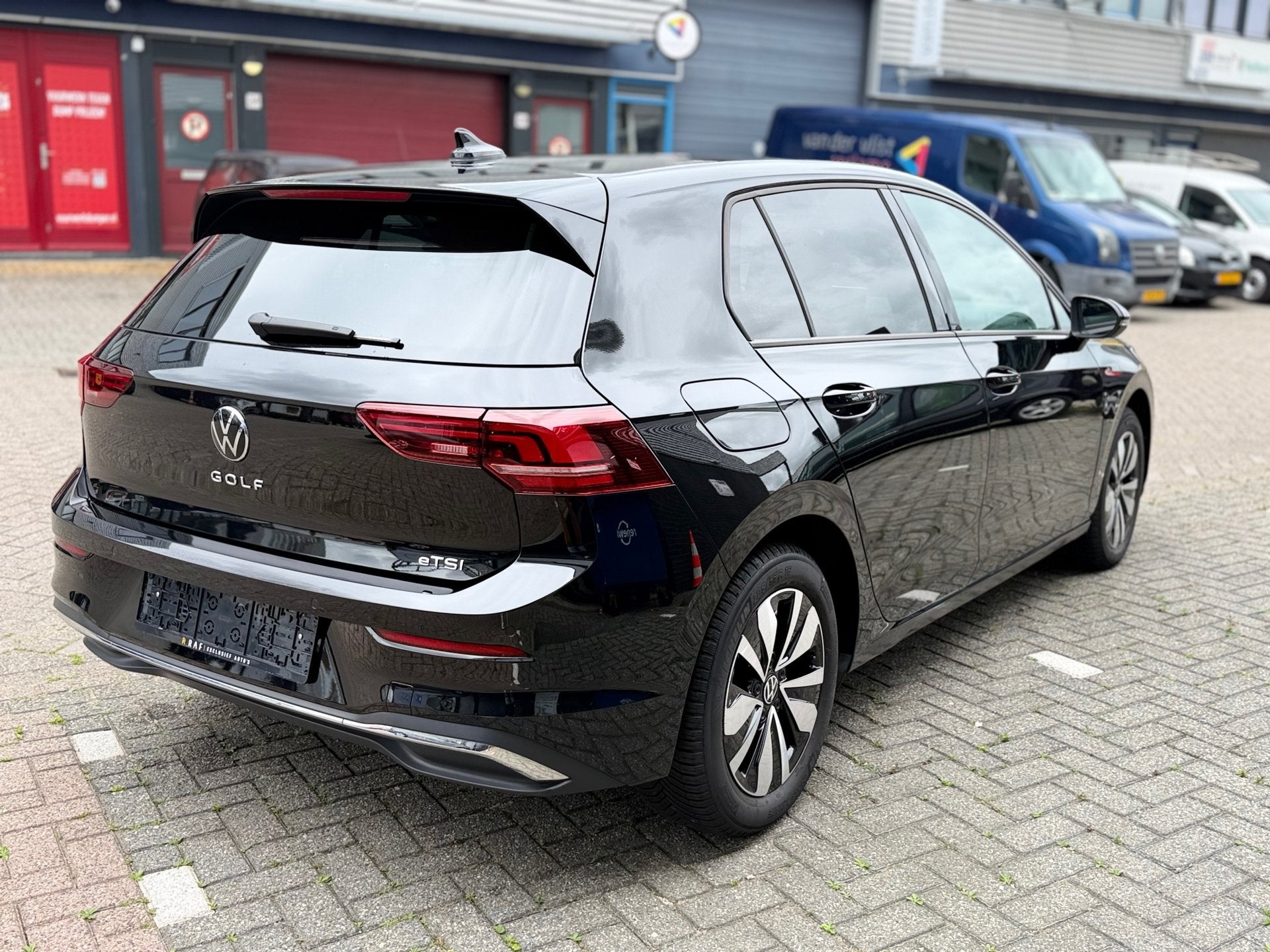 Volkswagen Golf 1.5 eHybrid GOAL,EditionAutomaat,Carplay,Cru, Dealer onderhouden, Stof, 116 pk, Zwart