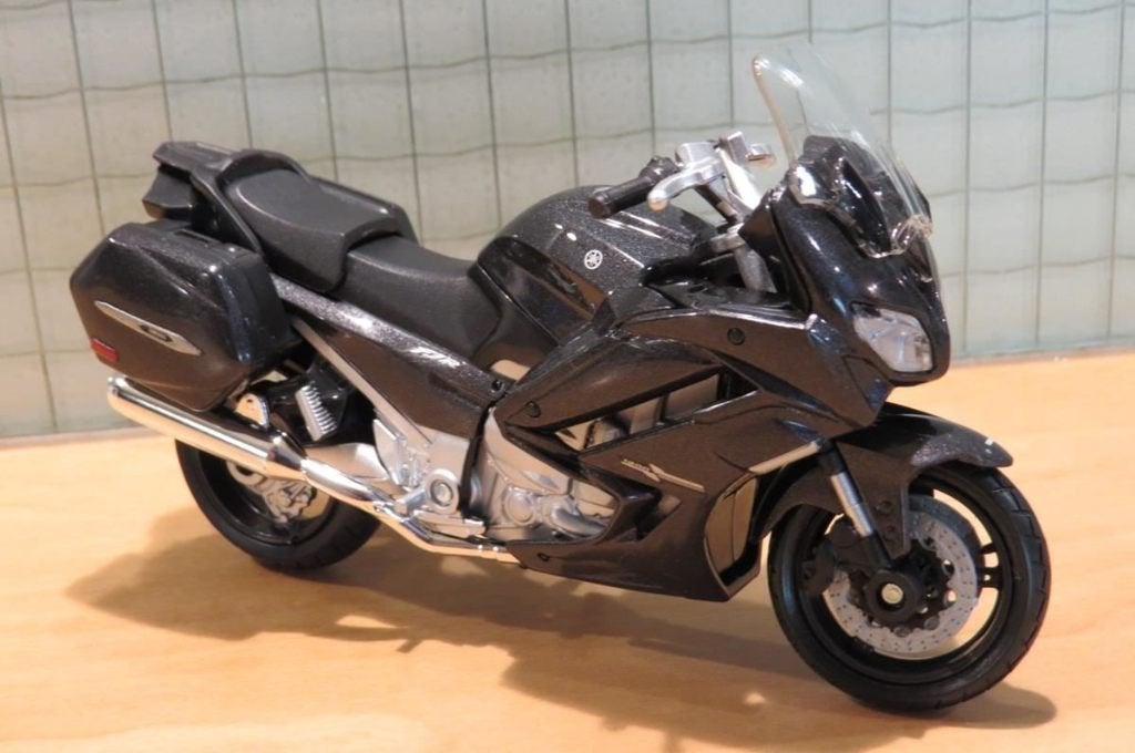Yamaha FJR1300 1:18 Bburago, MayCheong, Nieuw, Ophalen of Verzenden, Motor