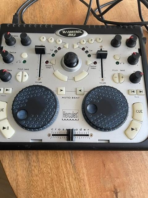 hercules dj control mp3, Muziek en Instrumenten, Dj-sets en Draaitafels, Verzenden, Zo goed als nieuw, Dj-set, Overige merken