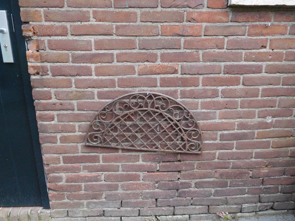 buiten rooster, Ophalen, Zo goed als nieuw